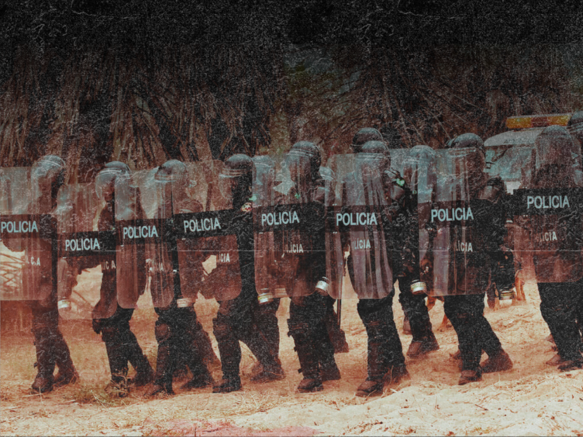 Members of the Angolan police forces: Defense Visual Information Distribution Service